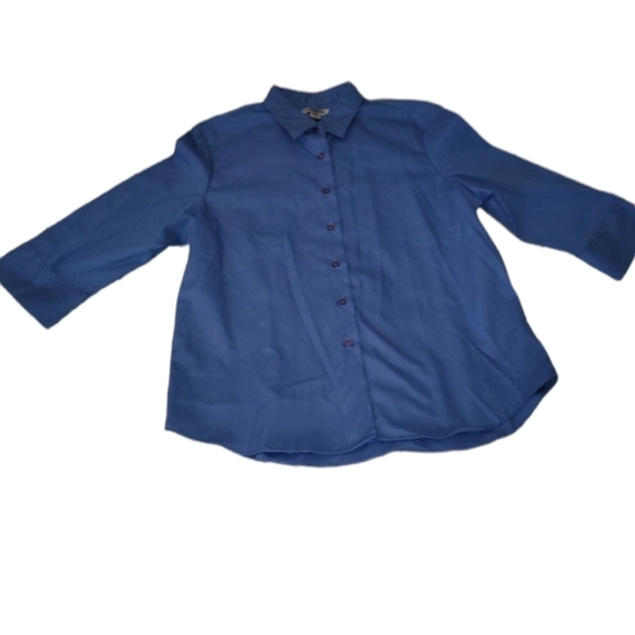 Edwards Blue Collared Button Down - Picture 2 of 10